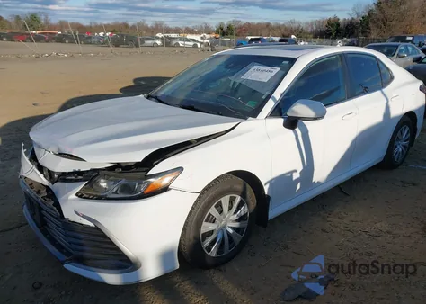 2022 Toyota Camry Le Hybrid from USA, damaged, VIN 4T1H31AK8NU597362